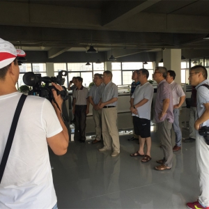 �齭��ί�쵼һ������˾�Ӳ�ָ������